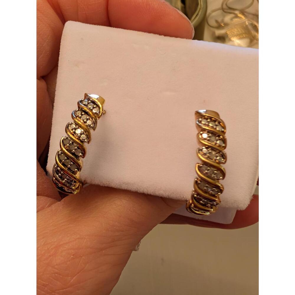 B R Sun Elegant Diamond Hoop Earrings